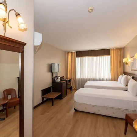 Pera Rose & Istanbulská provincie
