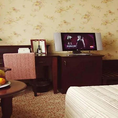 Pera Rose & Hotel 4*