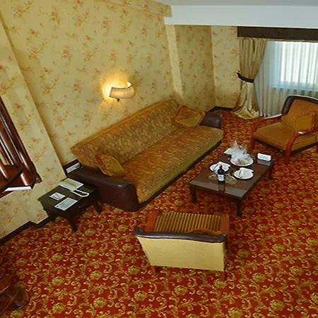 Pera Rose & - Special Category Otel 4*