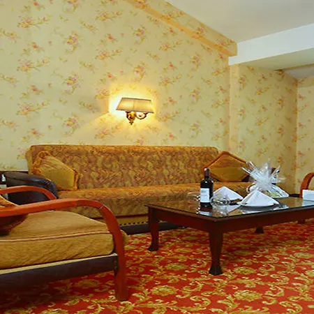 Pera Rose & 4* Istanbul