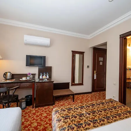 Pera Rose & 4* Istanbul