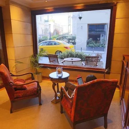 Hotel Pera Rose &