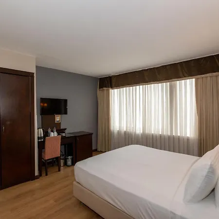 Hotel Pera Rose &