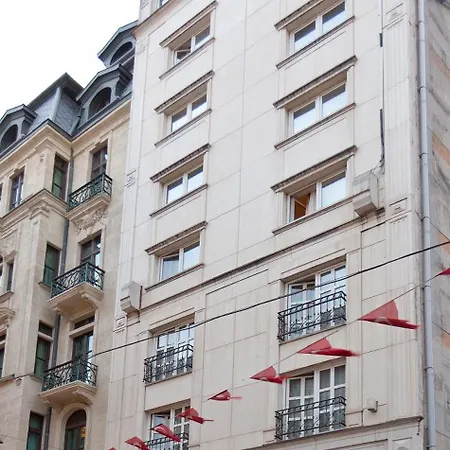 Pera Rose & Hotel