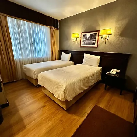 Pera Rose & Hotel Stambuł