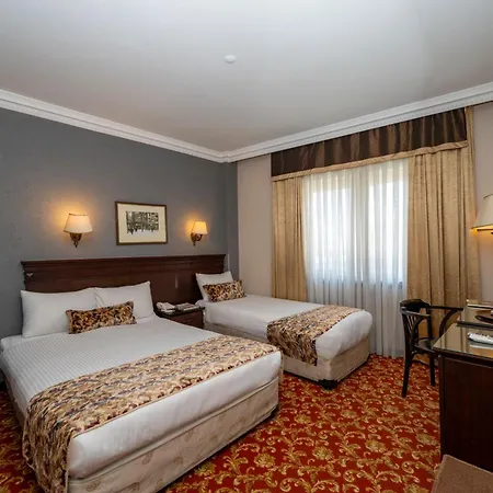 Pera Rose & Hotel 4*