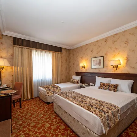 Pera Rose & 4* Stambuł