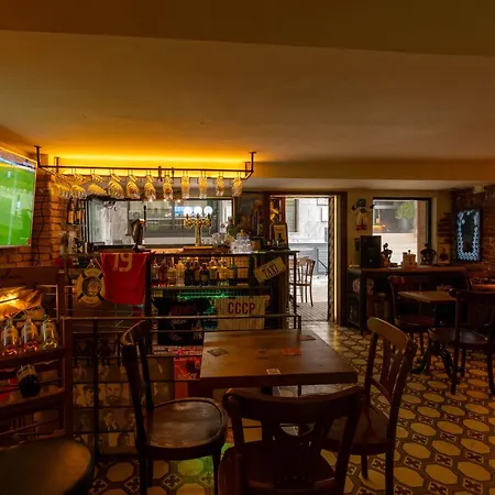 Pera Rose & - Special Category 4*