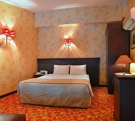 Hotel Pera Rose &