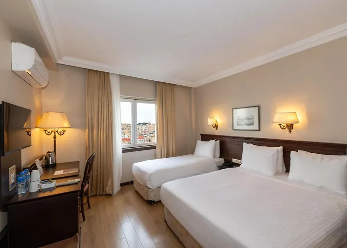 Pera Rose & - Special Category